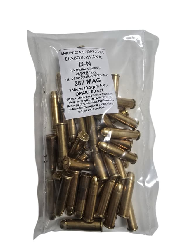 Amunicja elaborowana B-N kaliber .357 Mag w eleganckim opakowaniu na tle strzelnicy